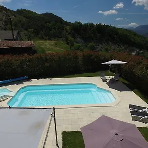 Chambre Et Gite La Dorgisane , Venterol (Alpes-de-Haute-Provence) France